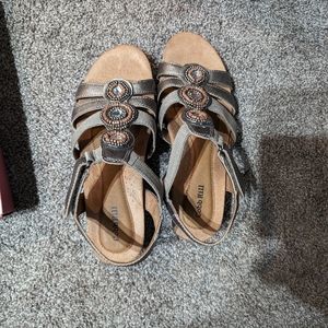 Cobb Hill 7W Leather Gladiator Sandals